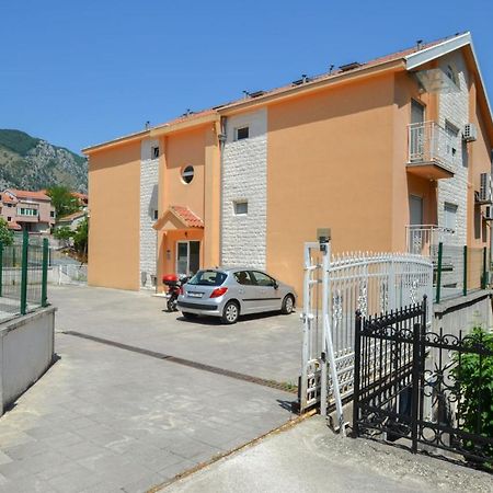Tea Lux Apartment Kotor Exteriér fotografie