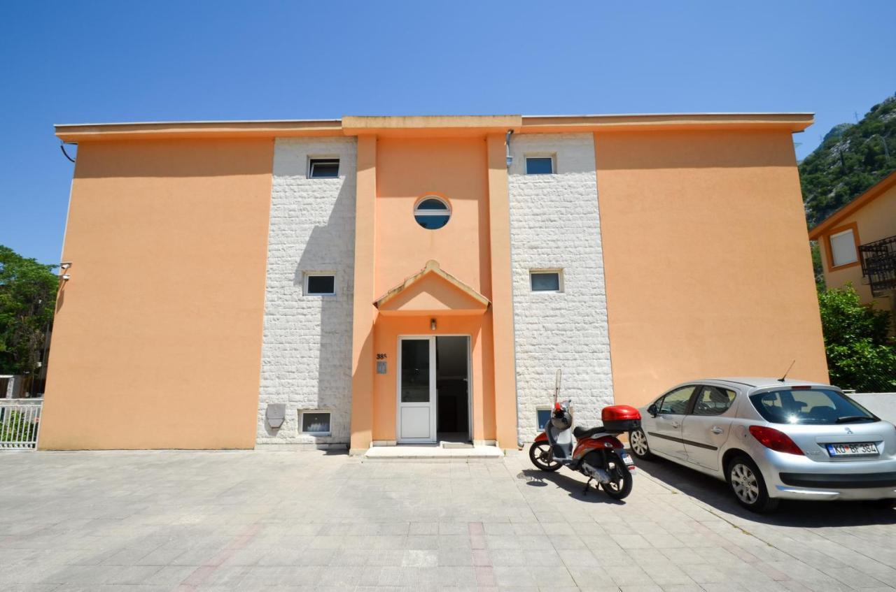 Tea Lux Apartment Kotor Exteriér fotografie