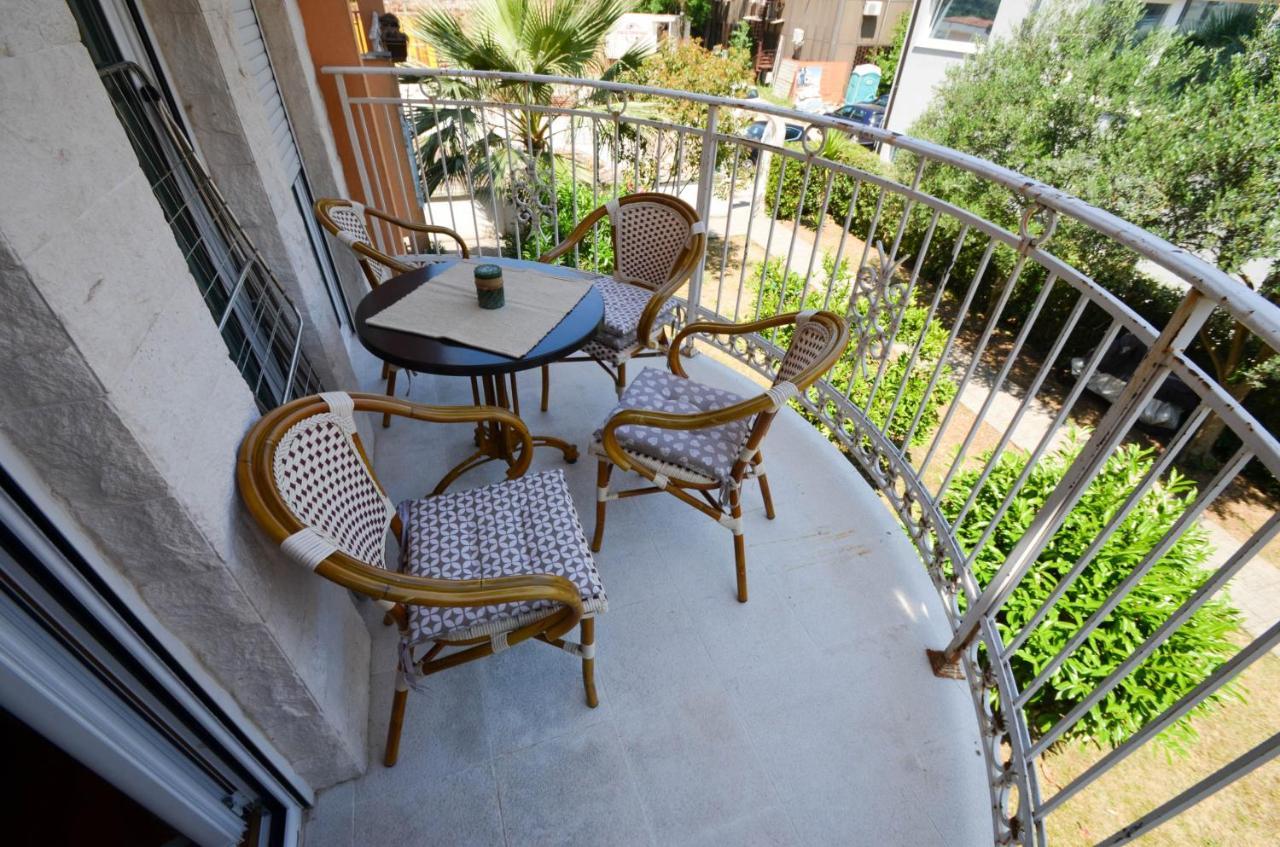 Tea Lux Apartment Kotor Exteriér fotografie