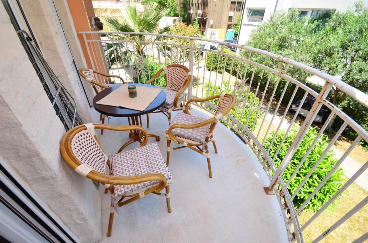 Tea Lux Apartment Kotor Exteriér fotografie