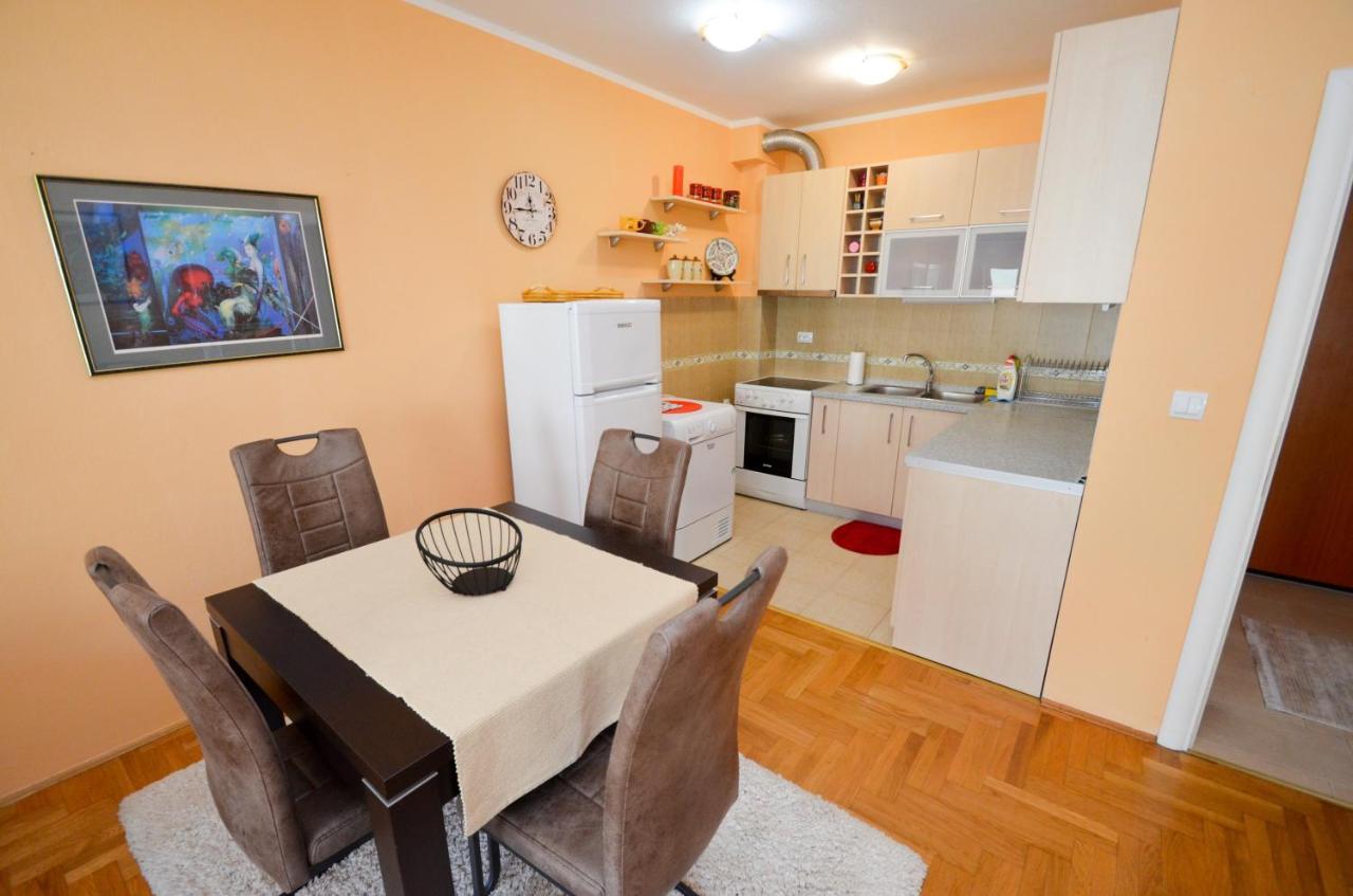 Tea Lux Apartment Kotor Exteriér fotografie